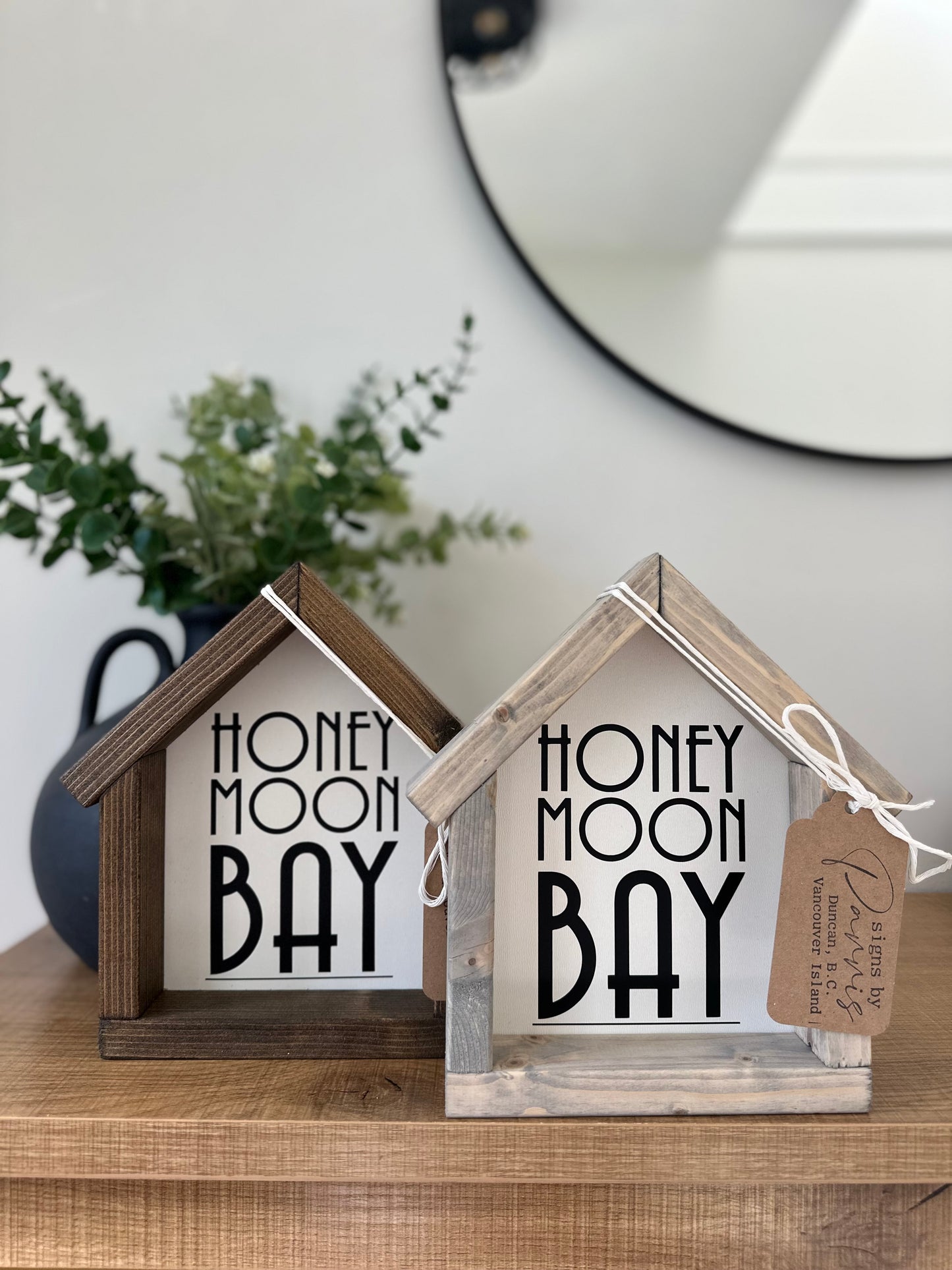House shaped honeymoon bay